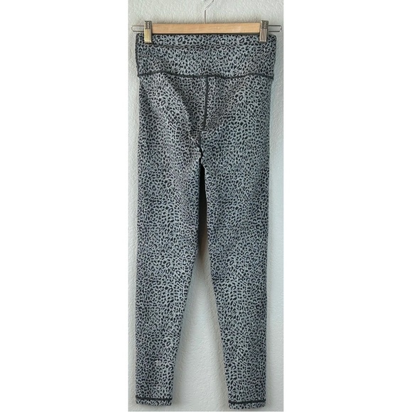 Sweaty Betty Zero Gravity Leopard Print Leggings, size XS - Picture 3 of 6